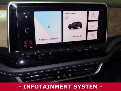 Used 2024 Volkswagen Atlas SE image 17