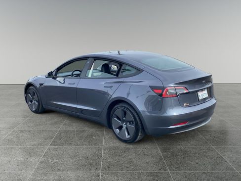 Used 2023 Tesla Model 3 Standard Range RWD image 3