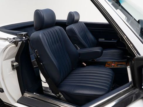 Used 1988 Mercedes-Benz 560 SL image 40