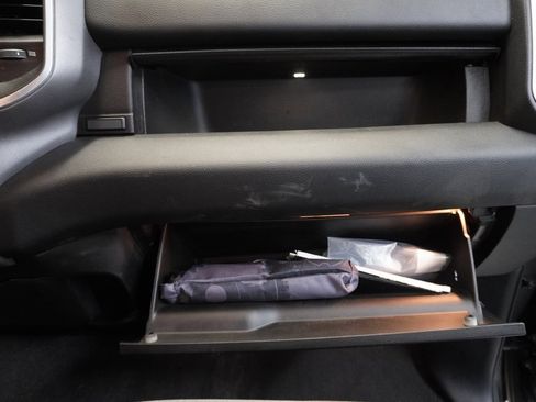 Used 2021 RAM 1500 Big Horn image 34