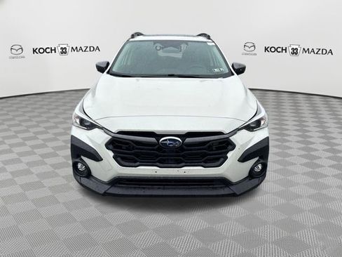 Used 2024 Subaru Crosstrek 2.0i Premium AWD/4WD image 2