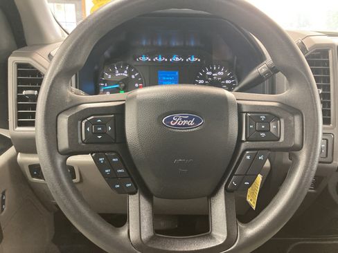 Used 2022 Ford F250 XL w/ STX Appearance Package AWD/4WD image 18