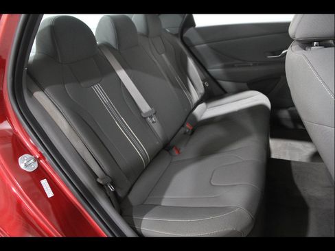 Certified 2023 Hyundai Elantra SEL w/ Convenience Package FWD image 17