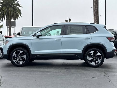 New 2026 Volkswagen Taos SE AWD/4WD image 7