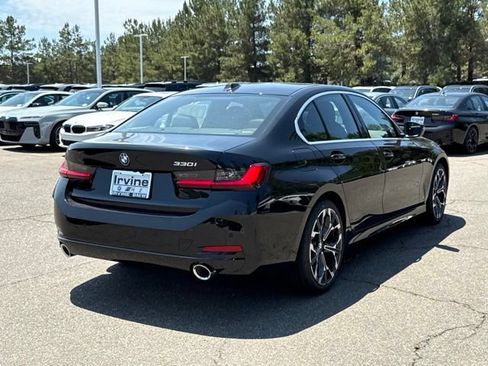 New 2026 BMW 330i Sedan w/ Premium Package RWD image 8