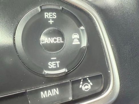 Used 2017 Honda CR-V Touring image 33