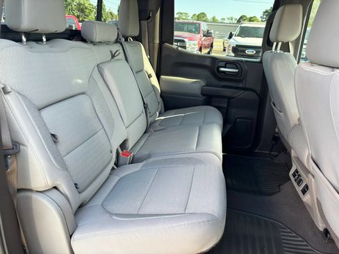 Used 2020 Chevrolet Silverado 1500 LT w/ Texas Edition AWD/4WD image 17