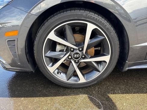 Used 2021 Hyundai Sonata SEL Plus w/ Tech Package FWD image 9