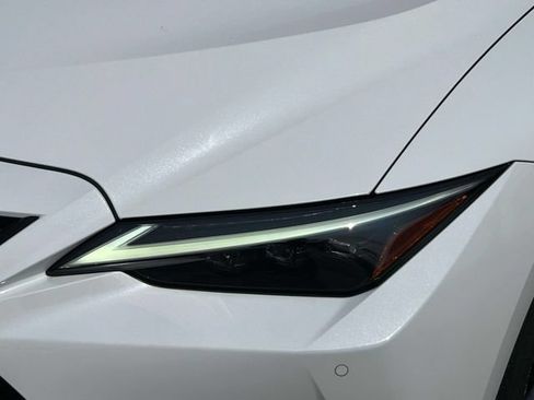 Used 2022 Lexus IS 350 F Sport AWD/4WD image 9