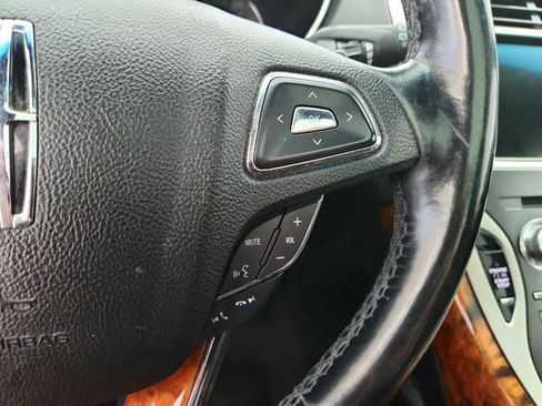 Used 2016 Lincoln MKX Reserve w/ Climate Package AWD/4WD image 23