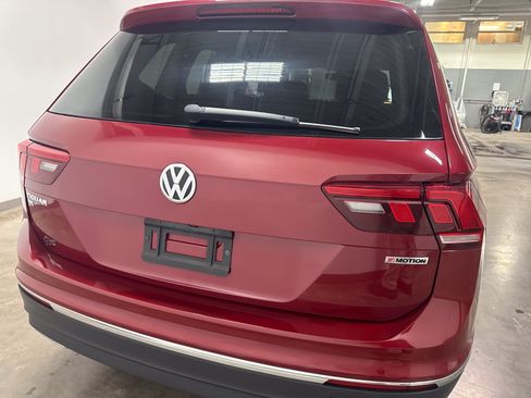 Certified 2021 Volkswagen Tiguan SE AWD/4WD image 4