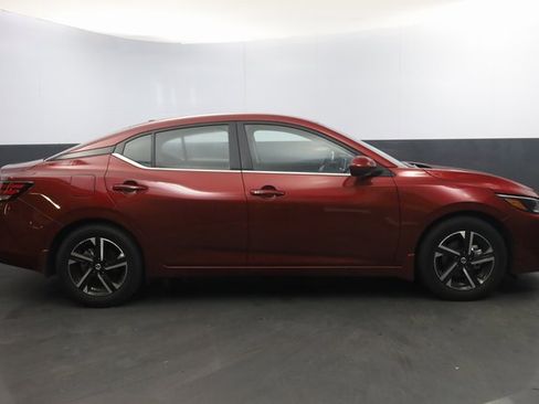 Certified 2025 Nissan Sentra SV w/ All-Weather Package image 4