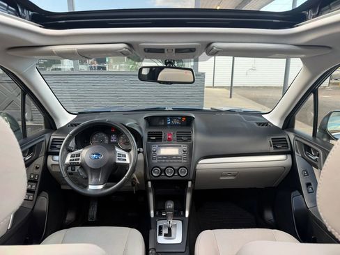 Used 2015 Subaru Forester 2.5i Limited AWD/4WD image 24
