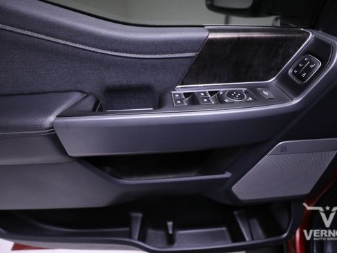 Used 2023 Ford F250 Lariat w/ Lariat Ultimate Package image 18