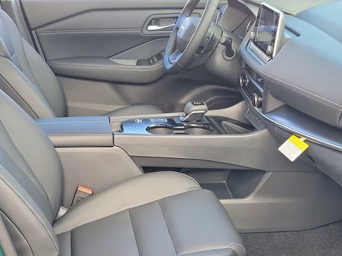 New 2026 Nissan Rogue SV FWD image 15