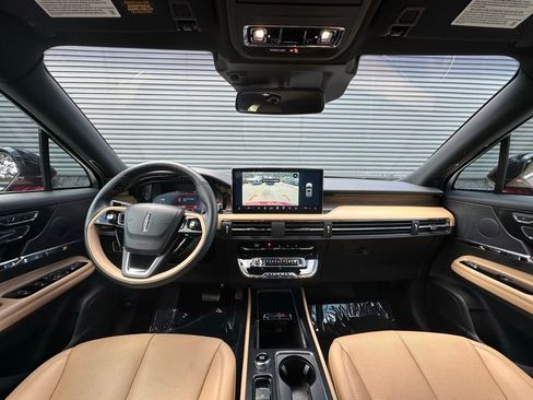 Used 2023 Lincoln Corsair Reserve FWD image 31