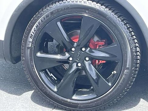 Used 2016 INFINITI QX70 AWD w/ Premium Package image 37