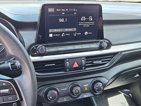 Used 2022 Kia Forte LXS image 25