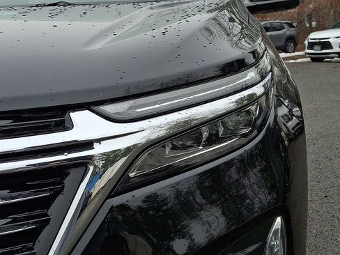 Used 2023 Chevrolet Equinox Premier image 9