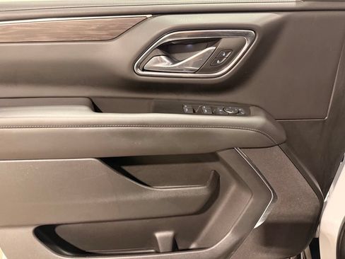Used 2024 Chevrolet Tahoe LS RWD image 14