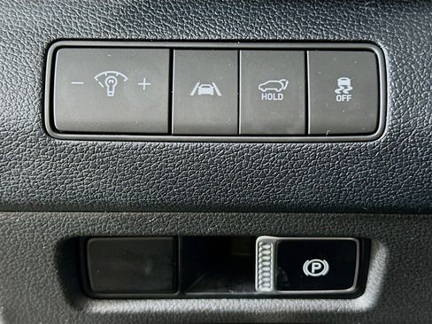 Used 2023 Hyundai Santa Fe SEL image 17