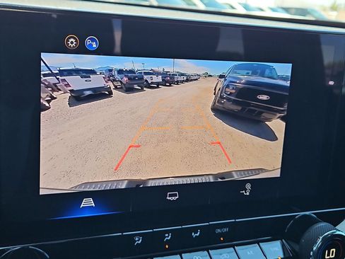 Used 2025 Chevrolet Colorado Trail Boss AWD/4WD image 20