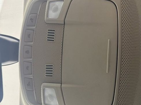 Used 2019 Ford Fusion SE image 14