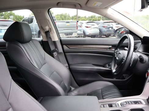 Used 2021 Honda Accord EX-L image 8