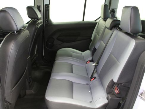 Used 2016 Ford Transit Connect XL image 18