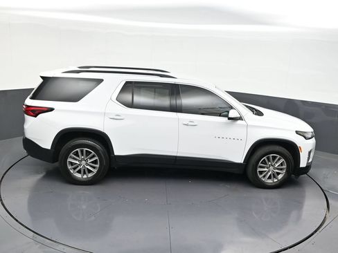 Used 2024 Chevrolet Traverse LT FWD image 22