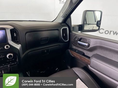 Used 2023 GMC Sierra 3500 SLT image 26