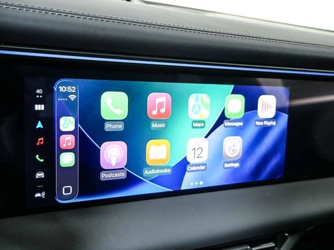 Used 2025 Porsche Macan Turbo Electric image 17