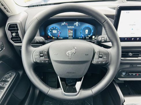 New 2025 Ford Bronco Sport Outer Banks w/ Outer Banks Tech Package+ AWD/4WD image 21