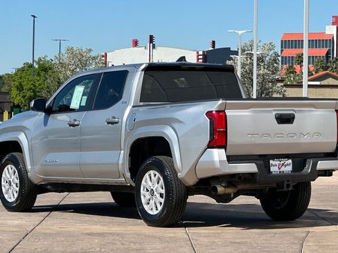 Certified 2024 Toyota Tacoma SR5 image 7