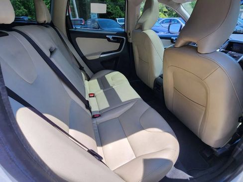 Used 2016 Volvo XC60 T6 w/ Protection Package AWD/4WD image 13