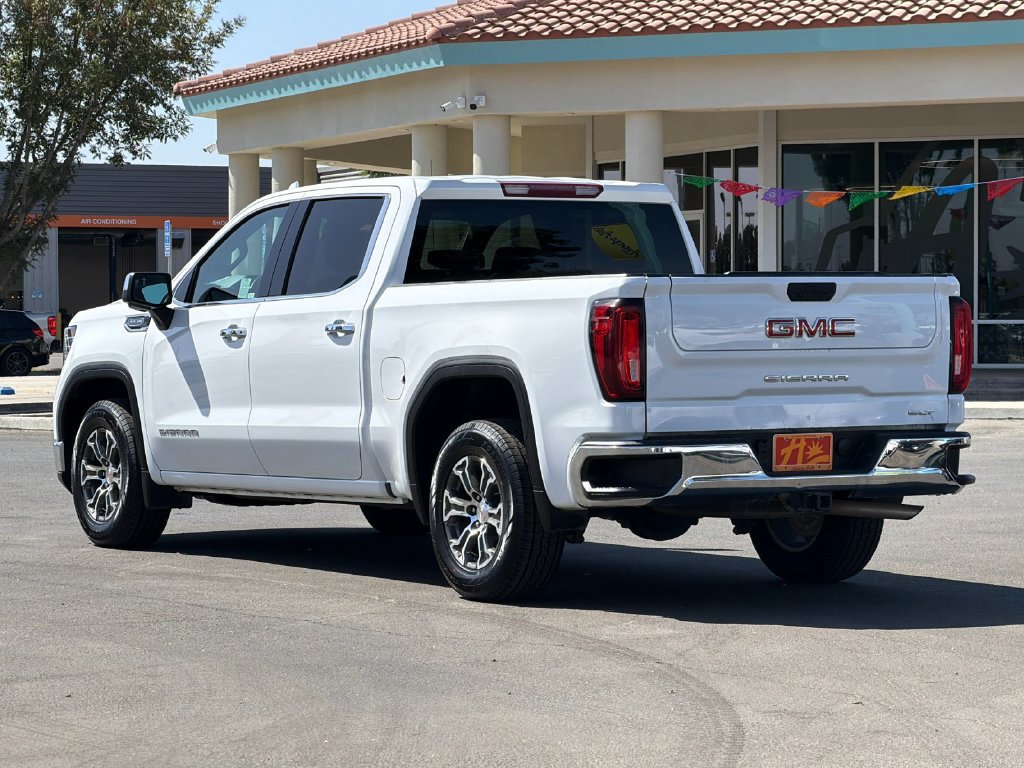 Used 2025 GMC Sierra 1500 SLT RWD image 3