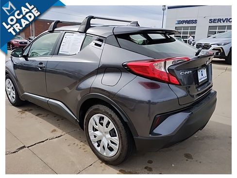 Used 2019 Toyota C-HR LE image 10