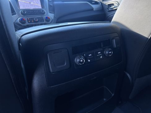 Used 2019 GMC Yukon SLT image 42