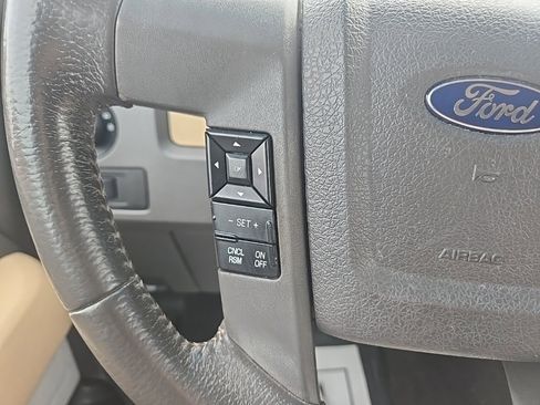 Used 2012 Ford F150 XLT w/ XLT Chrome Pkg image 17