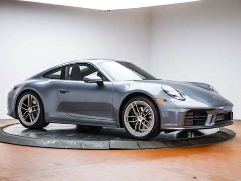 Used 2025 Porsche 911 Carrera T image 15