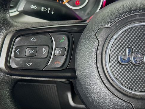 Used 2020 Jeep Wrangler Sport AWD/4WD image 11