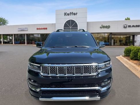 Certified 2025 Jeep Grand Wagoneer 4WD image 3