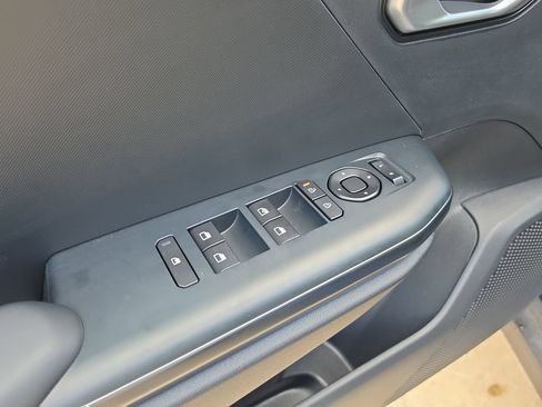 New 2026 Kia K4 FWD image 17