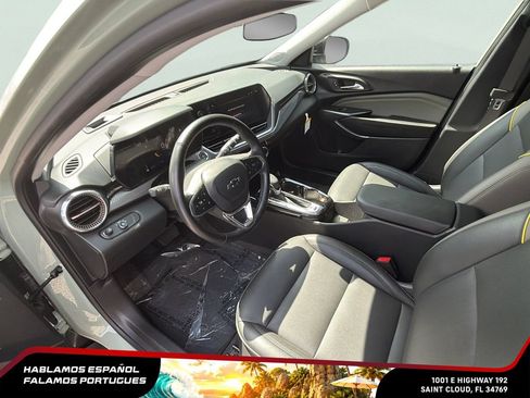 Certified 2025 Chevrolet Trax ACTIV w/ Driver Confidence Package FWD image 16