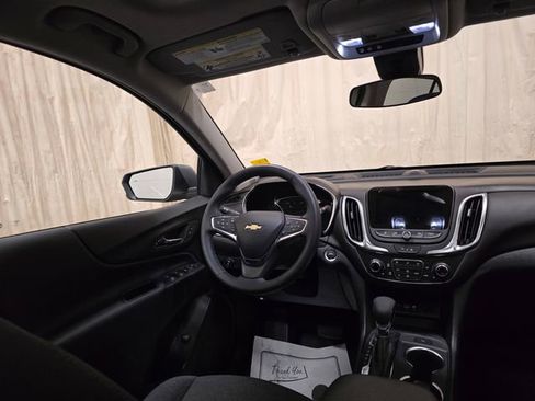 Used 2024 Chevrolet Equinox LT image 34