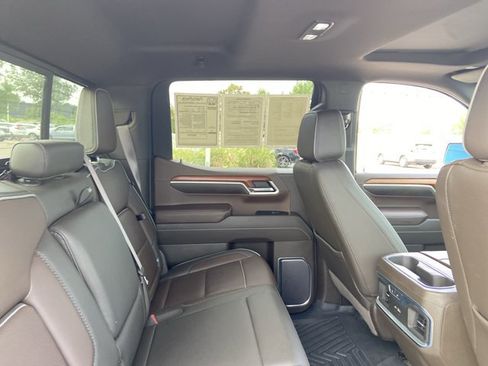 Used 2022 GMC Sierra 1500 Denali w/ Denali Reserve Package AWD/4WD image 21