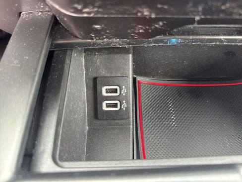 Used 2018 Ford F150 Lariat image 47