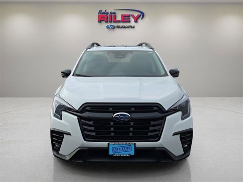 Used 2023 Subaru Ascent Onyx Edition Limited image 8