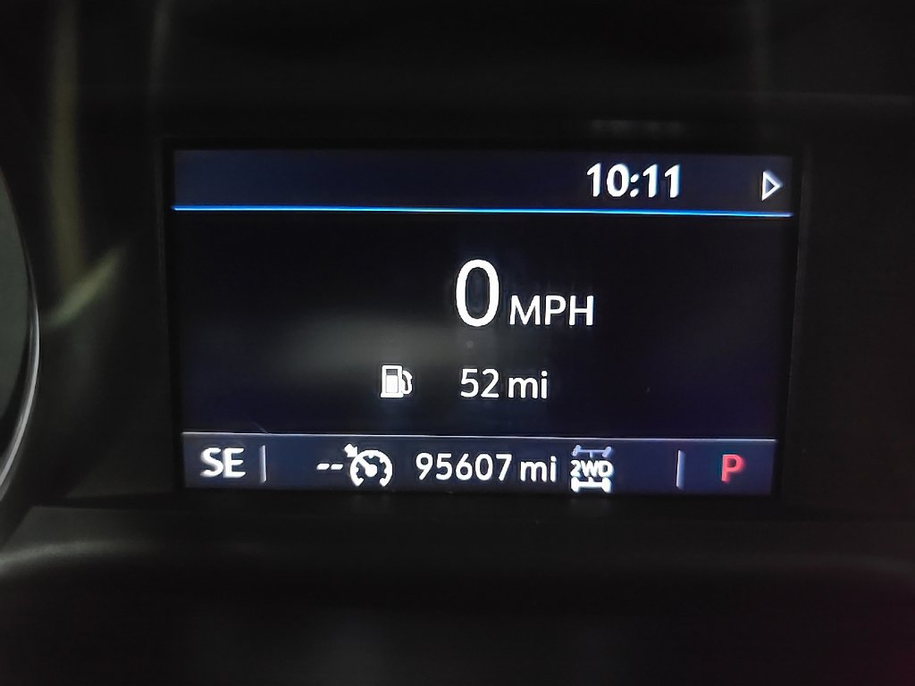 Used 2021 Chevrolet Silverado 1500 LT Trail Boss w/ Convenience Package II AWD/4WD image 25