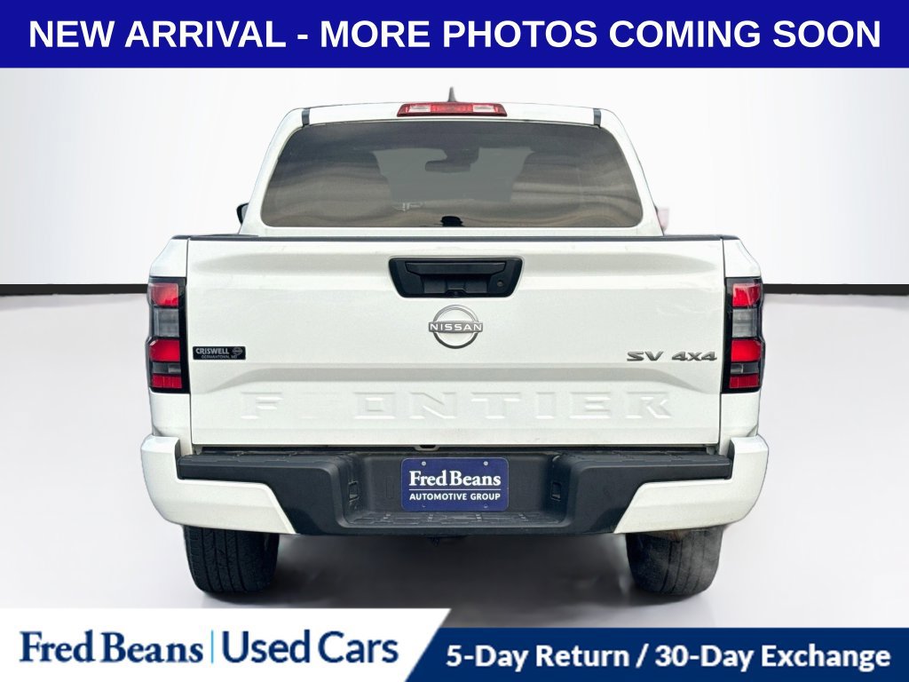 Used 2022 Nissan Frontier SV AWD/4WD image 6